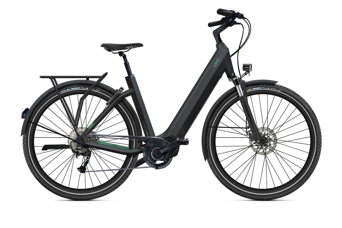 O2 FEEL ISWAN EXPLORER 6.1 540W SCHWARZ TR