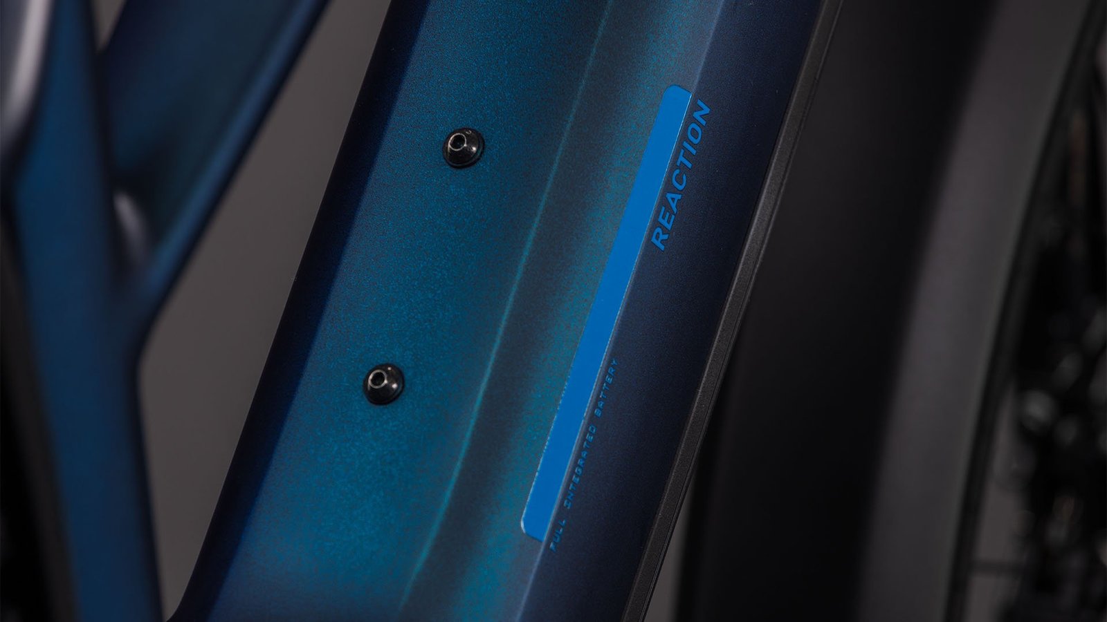 REACTION HYBRID PRO 800 FE – Bild 4
