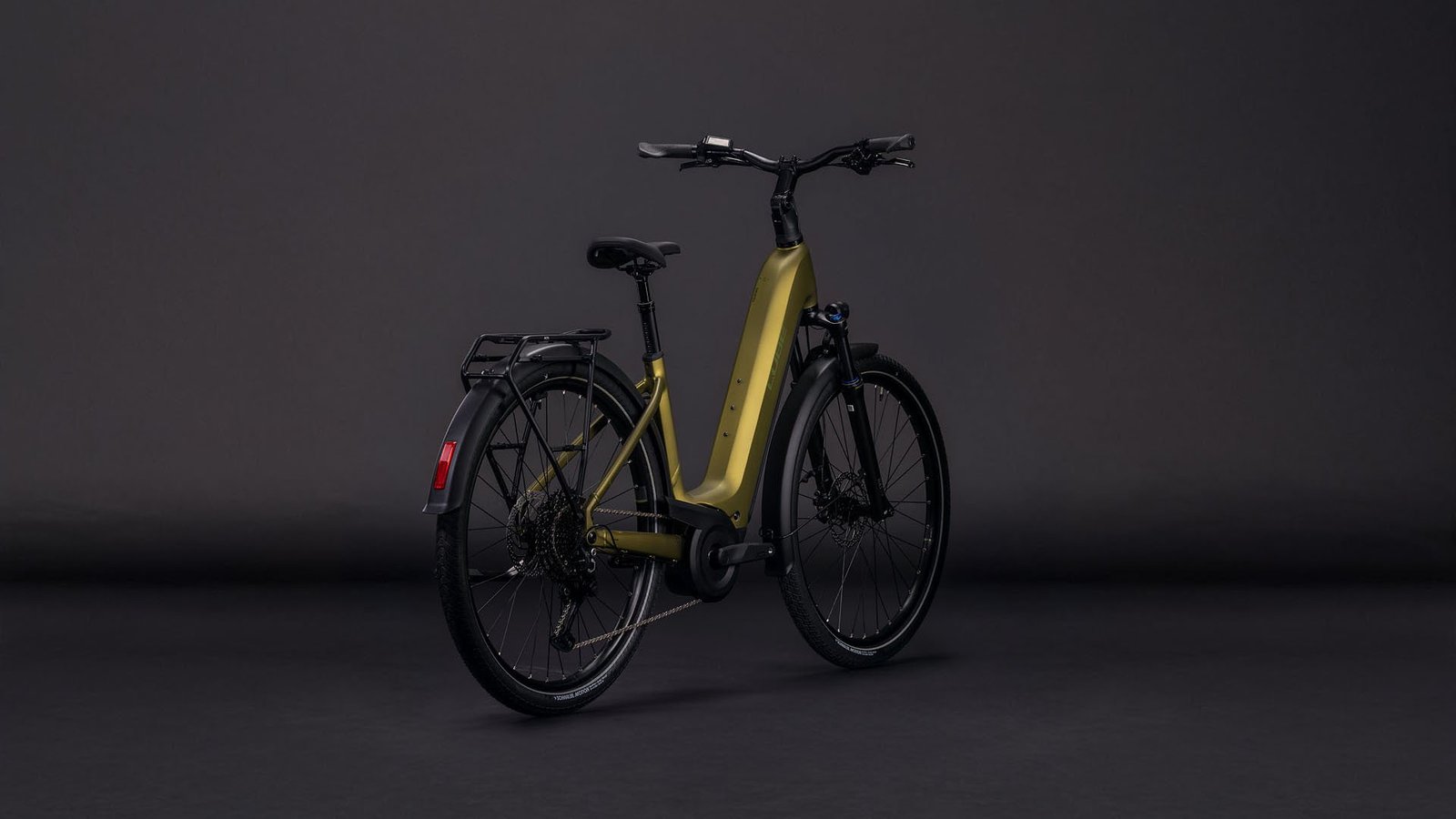 TOURING HYBRID PRO 800 – Bild 2