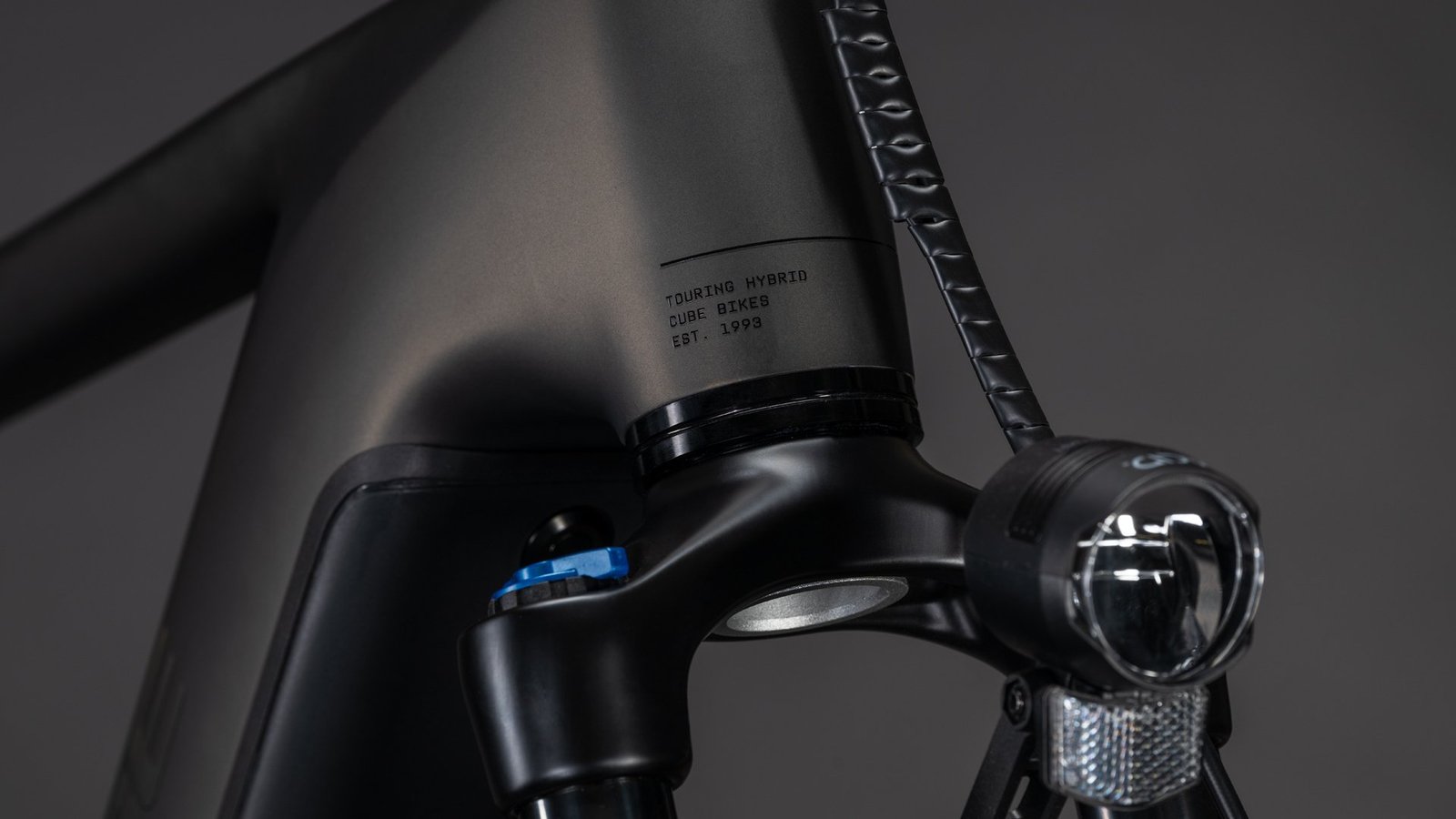 TOURING HYBRID COMFORT SLX 800 – Bild 8