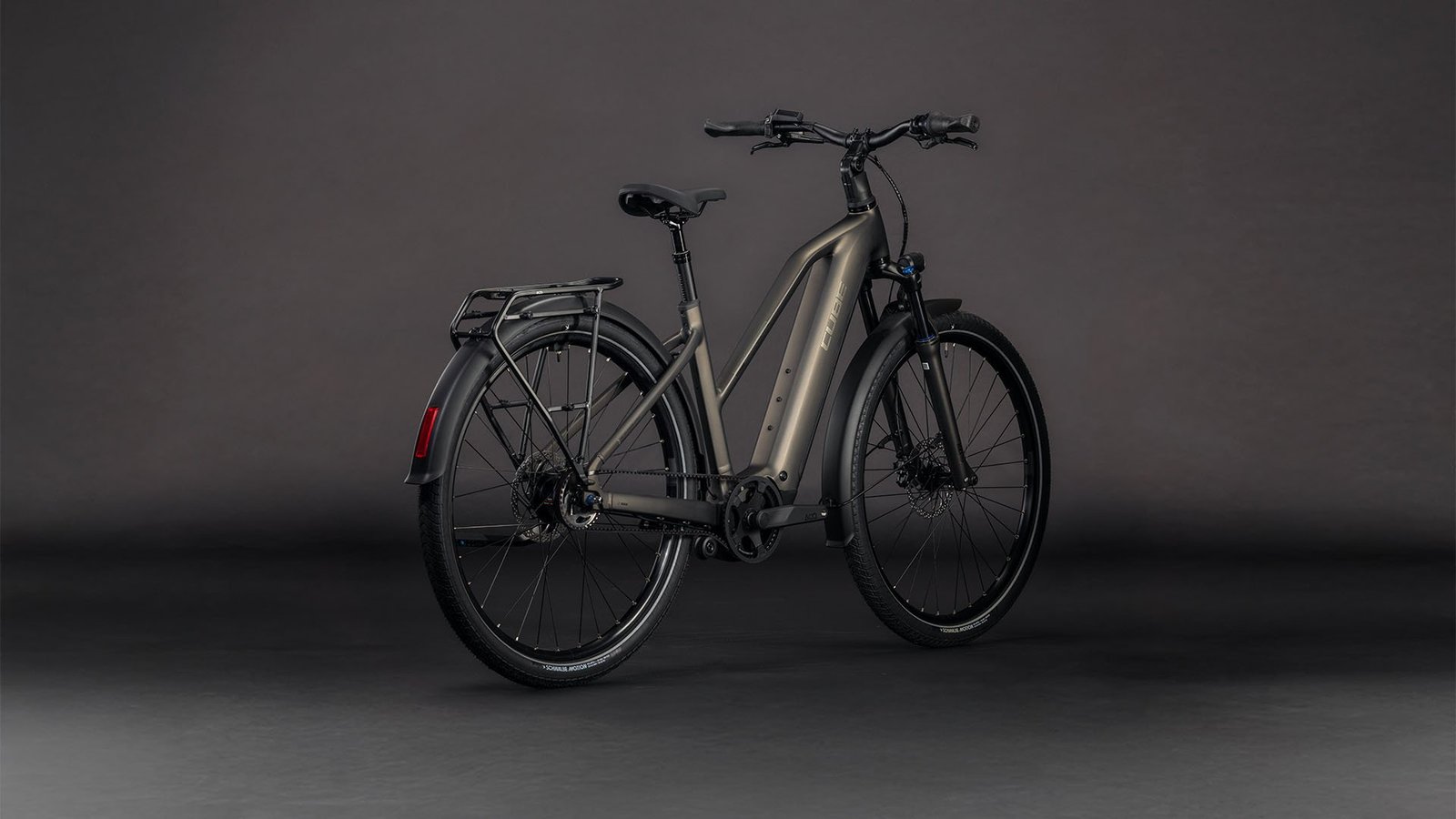 TOURING HYBRID COMFORT SLX 800 – Bild 2